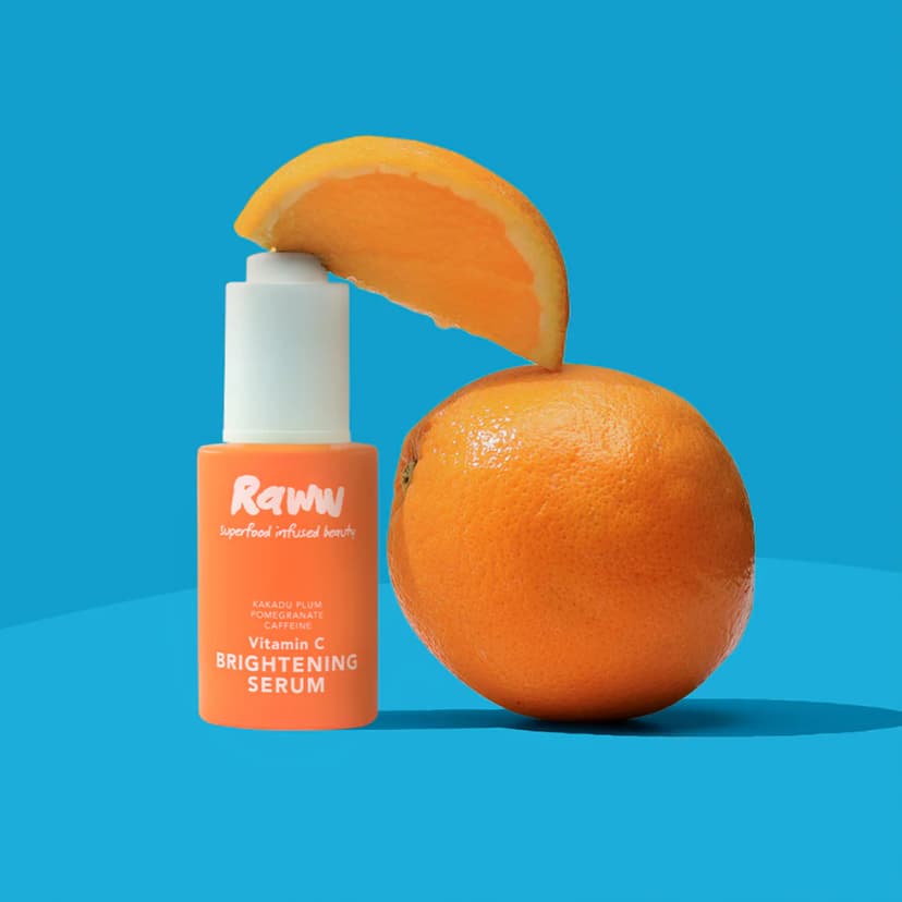 RAWW Vitamin C Brightening Serum Lifestyle 04