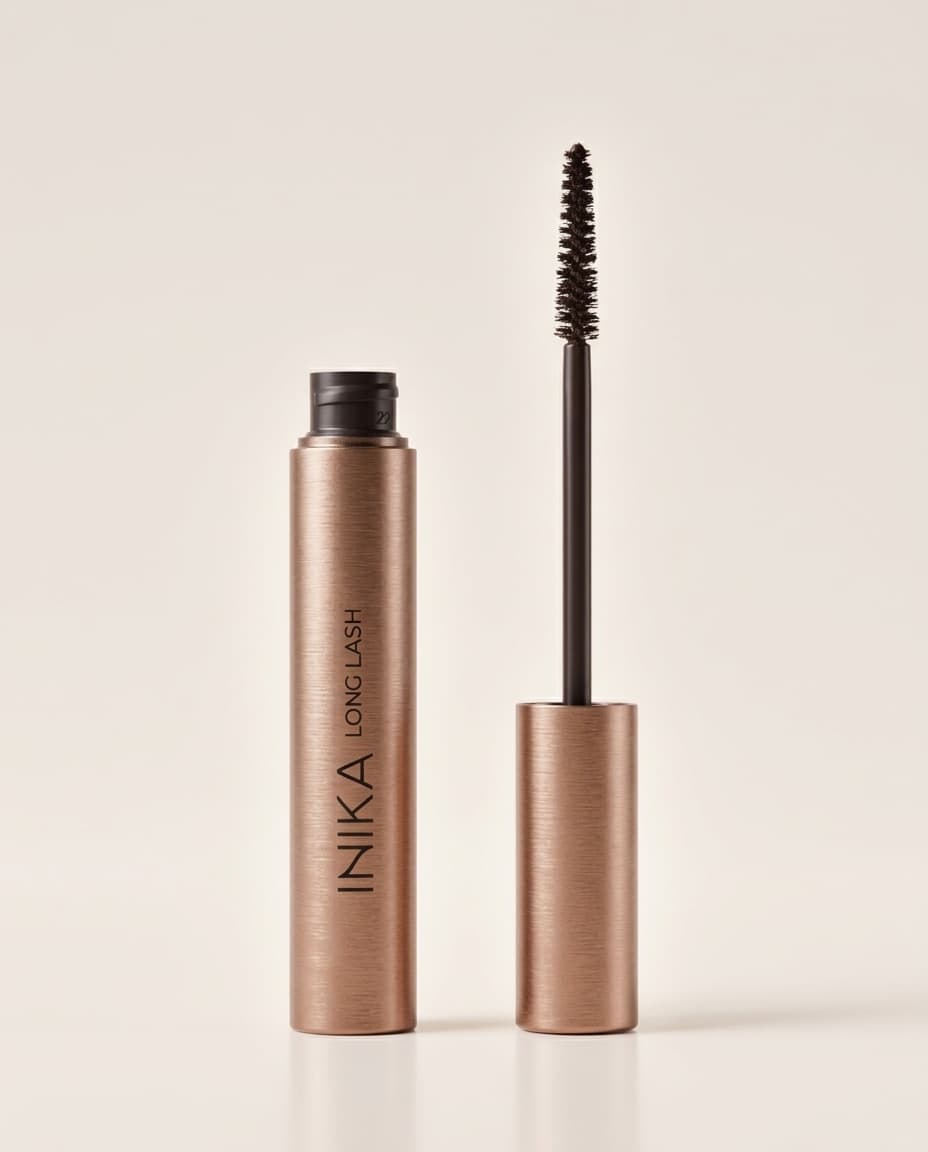 Long Lash Mascara - Black 8ml - lifestyle product photography